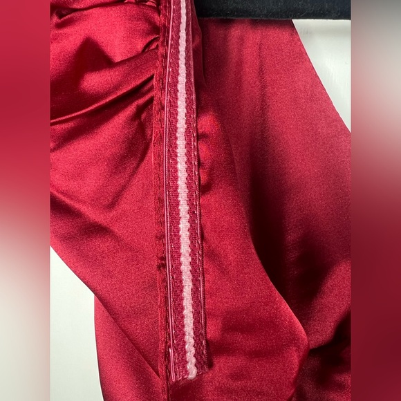 NWT Revolve’s More To Come Blaire Mini Dress Ruched Puff Sleeve Satin Red Sz S - Picture 6 of 9